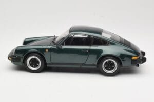 Porsche 911 Carrera Green Metallic Minichamps 1:18 100063022 Метал — снимка 4 от 8