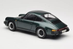 Porsche 911 Carrera Green Metallic Minichamps 1:18 100063022 Метал — снимка 7 от 8