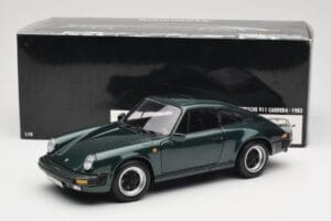 Porsche 911 Carrera Green Metallic Minichamps 1:18 100063022 Метал — снимка 8 от 8