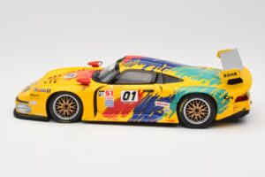 Porsche 911 GT1 #1 D. Rohr / R. Pilgrim / A. McNish 1997 UT Models 1:18 39724 Метал — снимка 4 от 8