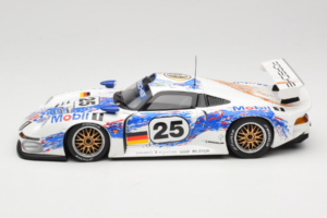 Porsche 911 GT1 #25 H. Stuck / T. Boutsen / B. Wollek 24 Hours of Le Mans 1996 UT Models 1:18 180966625 Метал — снимка 4 от 8
