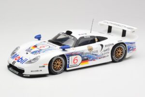 Porsche 911 GT1 #6 T. Boutsen / H-J. Stuck 1997 UT Models 1:18 39720 Метал