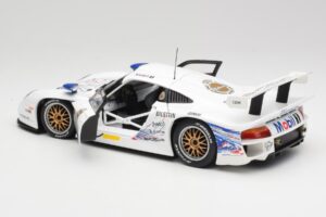 Porsche 911 GT1 #6 T. Boutsen / H-J. Stuck 1997 UT Models 1:18 39720 Метал — снимка 5 от 8
