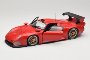 Porsche 911 GT1 Concept Червен UT Models 1:18 180966625-R1 Метал — снимка 2 от 8