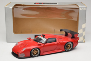 Porsche 911 GT1 Concept Червен UT Models 1:18 180966625-R1 Метал — снимка 8 от 8