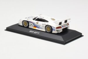 Porsche 911 GT1 #25 Warsteiner 24 Hours of Le Mans 1997 Minichamps 1:43 WAP02003197 Метал — снимка 3 от 4