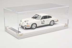 Porsche 911 S #42 R. Buchet / H. Linge Auguste Veuillet 24 Hours of Le Mans Class Winner 1967 IVY 1:18 REMC006 Смола — снимка 2 от 6