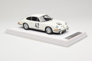Porsche 911 S #42 R. Buchet / H. Linge Auguste Veuillet 24 Hours of Le Mans Class Winner 1967 IVY 1:18 REMC006 Смола — снимка 4 от 6