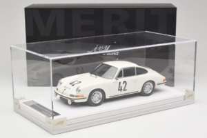 Porsche 911 S #42 R. Buchet / H. Linge Auguste Veuillet 24 Hours of Le Mans Class Winner 1967 IVY 1:18 REMC006 Смола — снимка 6 от 6