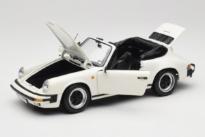 Porsche 911 SC Кабриолет Бял Minichamps 1:18 100063031 Метал — снимка 2 от 8