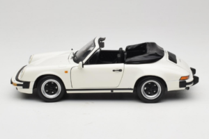Porsche 911 SC Кабриолет Бял Minichamps 1:18 100063031 Метал — снимка 4 от 8