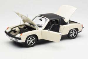 Porsche 914/6 Светла Слонова Кост AUTOart 1:18 77933 Метал — снимка 2 от 8