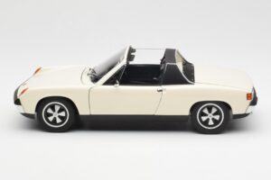 Porsche 914/6 Светла Слонова Кост AUTOart 1:18 77933 Метал — снимка 4 от 8