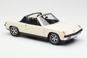 Porsche 914/6 Светла Слонова Кост AUTOart 1:18 77933 Метал — снимка 6 от 8