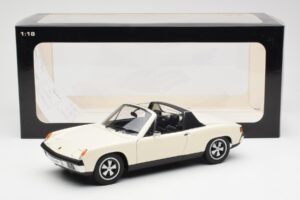 Porsche 914/6 Светла Слонова Кост AUTOart 1:18 77933 Метал — снимка 8 от 8