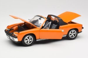 Porsche 914/6 Оранжев Revell 1:18 08864 Метал — снимка 2 от 8