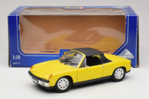 Porsche 914 Жълт Revell 1:18 8976 Метал — снимка 8 от 8