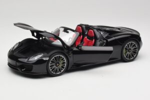 Porsche 918 Spyder Базалт Черно Металик Minichamps 1:18 110062431 Метал — снимка 2 от 8
