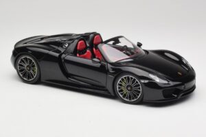 Porsche 918 Spyder Базалт Черно Металик Minichamps 1:18 110062431 Метал — снимка 6 от 8