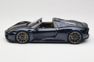 Porsche 918 Spyder Синьо Metallic Minichamps 1:18 113062434 Метал — снимка 4 от 8