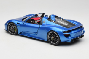 Porsche 918 Spyder Blue Metallic Minichamps 1:18 110062432 Метал — снимка 7 от 8