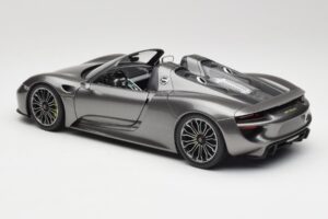 Porsche 918 Spyder Liquid Metal Сребърен Minichamps 1:18 110062430 Метал — снимка 7 от 8