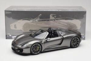 Porsche 918 Spyder Liquid Metal Сребърен Minichamps 1:18 110062430 Метал — снимка 8 от 8