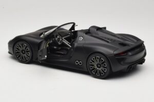 Porsche 918 Spyder Matte Black Minichamps 1:18 110060031 Метал — снимка 5 от 8