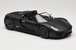 Porsche 918 Spyder Matte Black Minichamps 1:18 110060031 Метал — снимка 6 от 8