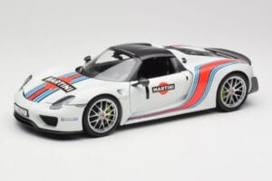 Porsche 918 Spyder Weissach Package Martini Minichamps 1:18 110062440 Метал