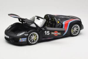 Porsche 918 Spyder Weissach Package Matt Black With Martini Stripes Minichamps 1:18 110062445 Метал — снимка 2 от 8