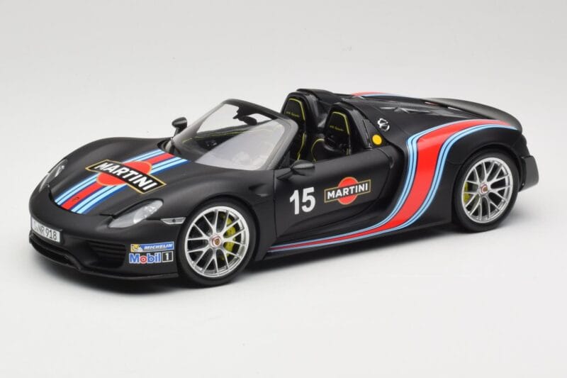 Porsche 918 Spyder Weissach Package Matt Black With Martini Stripes Minichamps 1:18 110062445 Метал