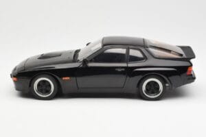Porsche 924 Carrera GT Черен AUTOart 1:18 78001 Метал — снимка 4 от 8