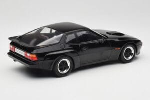 Porsche 924 Carrera GT Черен MCG 1:18 MCG18198 Метал — снимка 2 от 6
