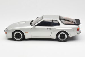 Porsche 924 Carrera GT Diamond Сребрист AUTOart 1:18 78002 Метал — снимка 4 от 8