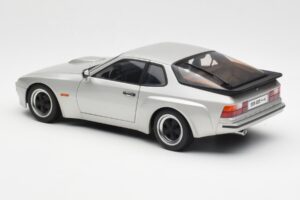 Porsche 924 Carrera GT Diamond Сребрист AUTOart 1:18 78002 Метал — снимка 7 от 8
