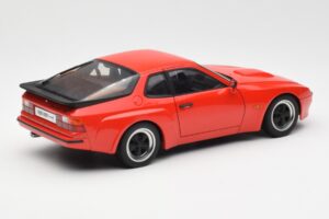 Porsche 924 Carrera GT Guards Червен AUTOart 1:18 78003 Метал — снимка 3 от 8