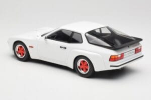 Porsche 924 Carrera GT Бял & Червени Джанти MCG 1:18 MCG18303 Метал — снимка 5 от 6