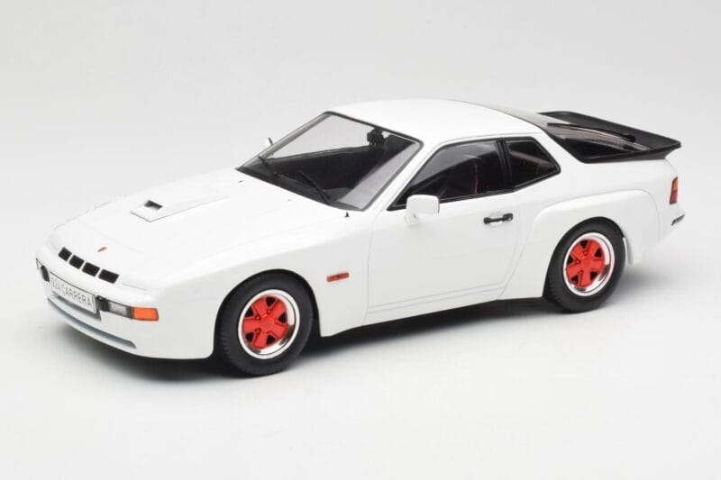 Porsche 924 Carrera GT Бял & Червени Джанти MCG 1:18 MCG18303 Метал