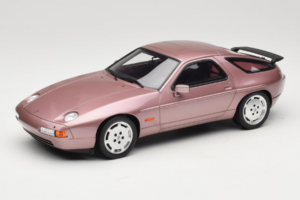 Porsche 928 S Cassis Red Metallic GT Spirit 1:18 GT524 Смола