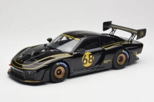 Porsche 935/19 Черен със Златни Ивици Minichamps 1:18 155067568 Метал
