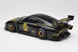 Porsche 935/19 Черен със Златни Ивици Minichamps 1:18 155067568 Метал — снимка 5 от 6