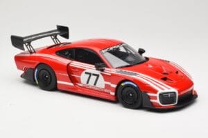 Porsche 935/19 Червен с Бели Ивици Minichamps 1:18 155067577 Метал — снимка 4 от 6