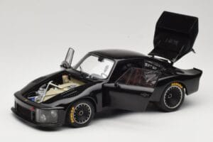 Porsche 935 Turbo Group 5 1976 Exoto 1:18 18101 Метал — снимка 2 от 8
