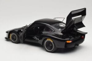 Porsche 935 Turbo Group 5 1976 Exoto 1:18 18101 Метал — снимка 5 от 8