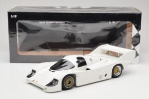 Porsche 956K Plain Body 1982 Minichamps 1:18 155826600 Метал — снимка 6 от 6