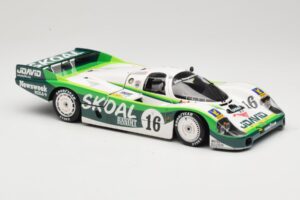 Porsche 956L #16 Skoal Bandit G. Edwards / D. Sears / M. Bleekemolen 24 Hours of Le Mans 1983 Minichamps 1:18 183836916 Метал — снимка 6 от 8