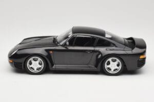 Porsche 959 Grey Metallic Minichamps 1:18 155066205 Метал — снимка 3 от 6