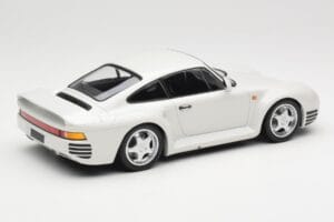 Porsche 959 White Metallic Minichamps 1:18 155066206 Метал — снимка 2 от 6