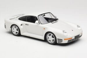 Porsche 959 White Metallic Minichamps 1:18 155066206 Метал — снимка 4 от 6